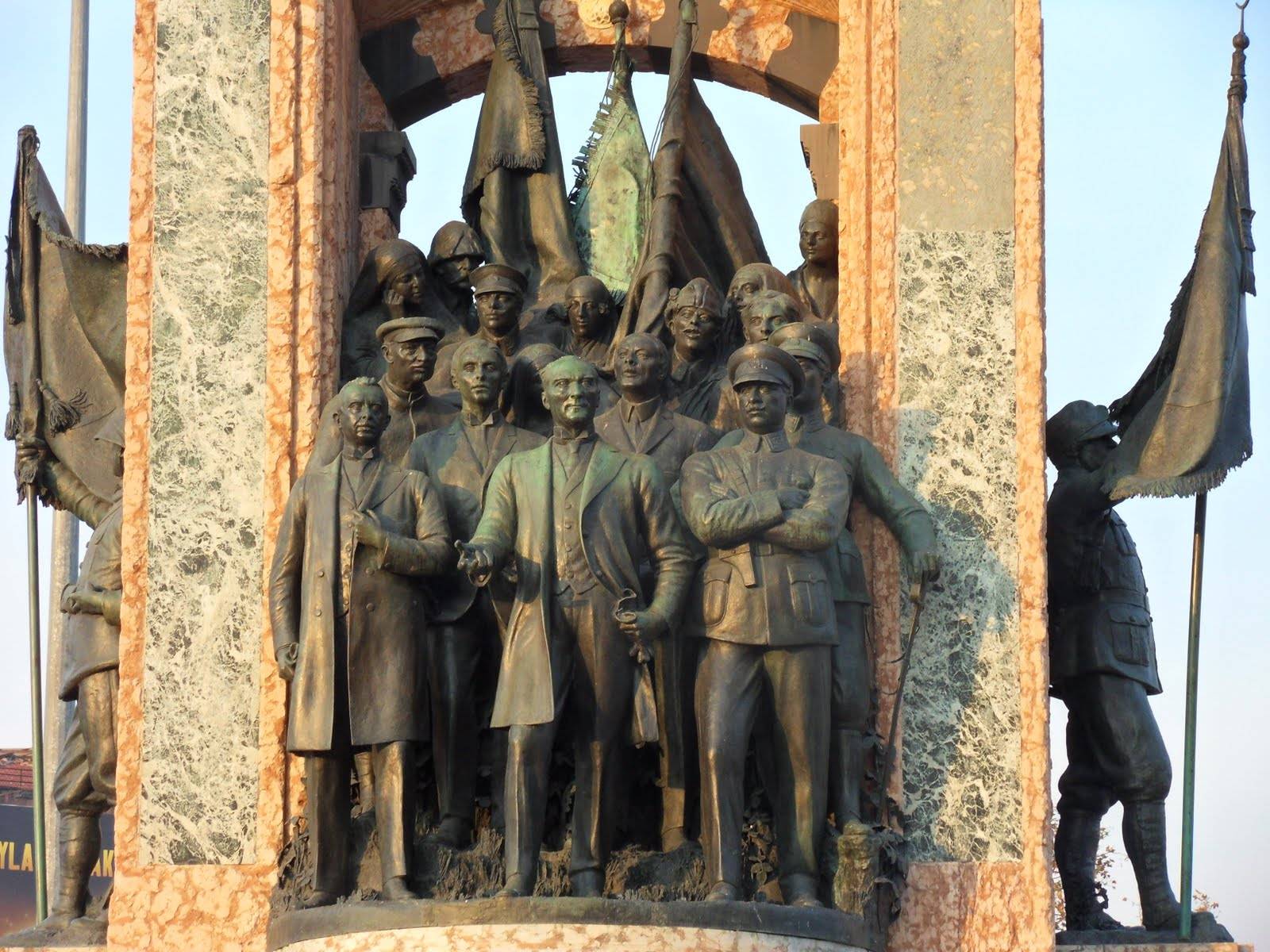 Ataturk, Frunze, Voroshilov